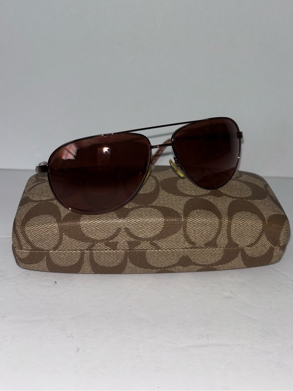 Coach Lafayette S 510 Aviator Sunglasses Metal Frames With Case